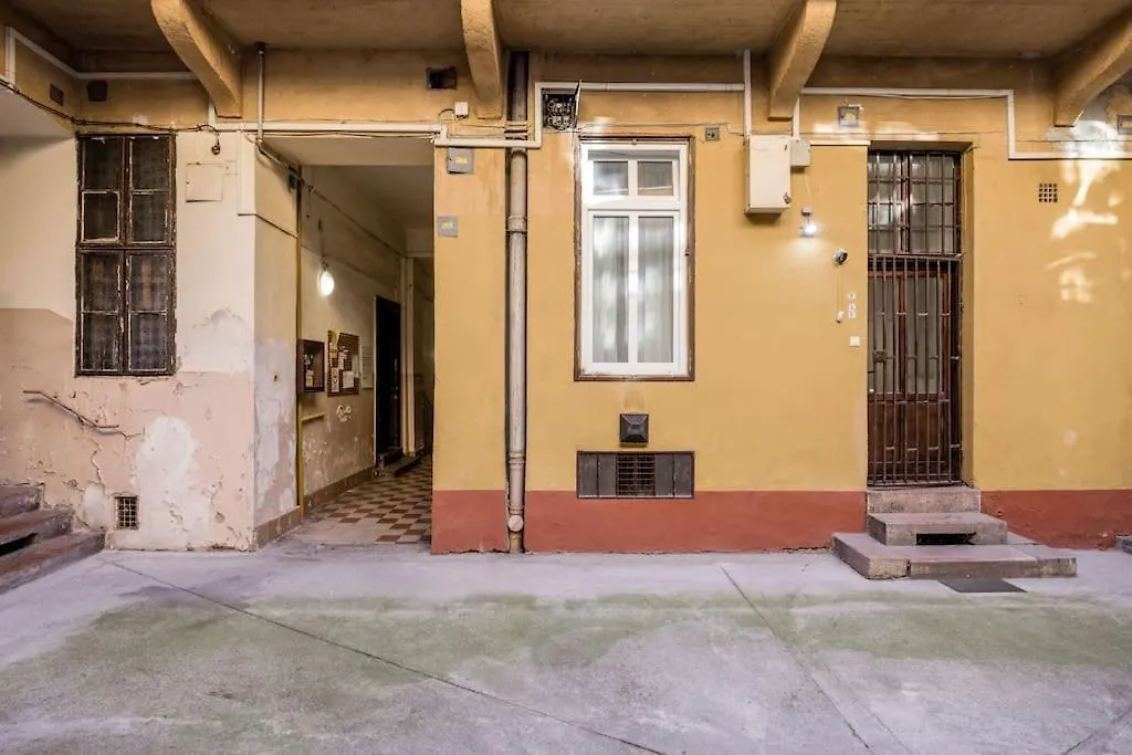 Atelier Apartment Budapest 0*,  Hungary